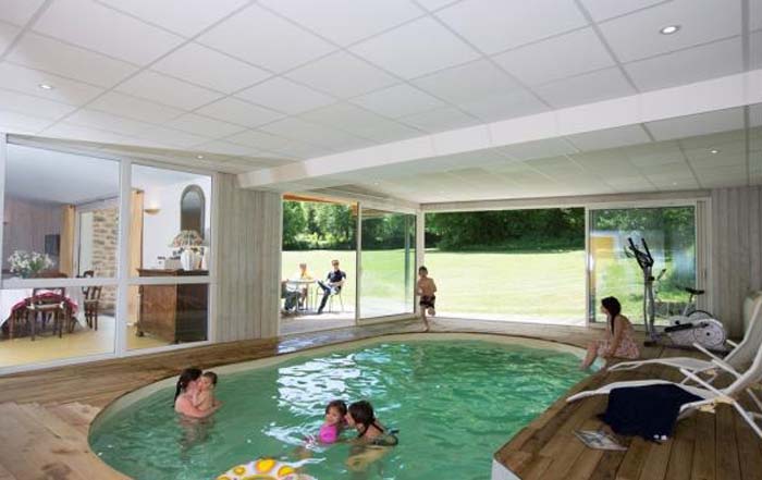 piscine intérieure